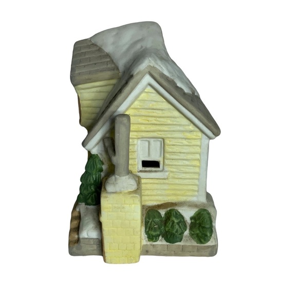 Christmas Village Train Station Vintage Porcelain House Holiday Ticket Building - Picture 3 of 13